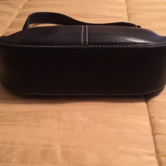 BLACK LEATHER SHOULDER BAG - Picture 4 of 4